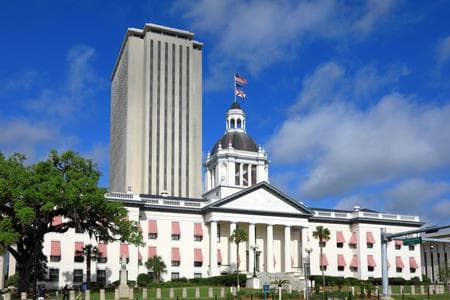 Florida’s Catholic School Vaccine Fight Doesn’t Need a Winner and a Loser